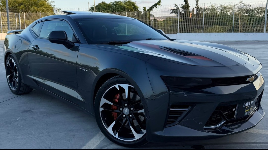 Camaro SS 50 anos Fifty 2017
Km 40.000 - IPVA 2025 - Doc - Recibo - FAZ Procuração
Manual, chave e cópia - PF - bco Porto Seguro
Revisado